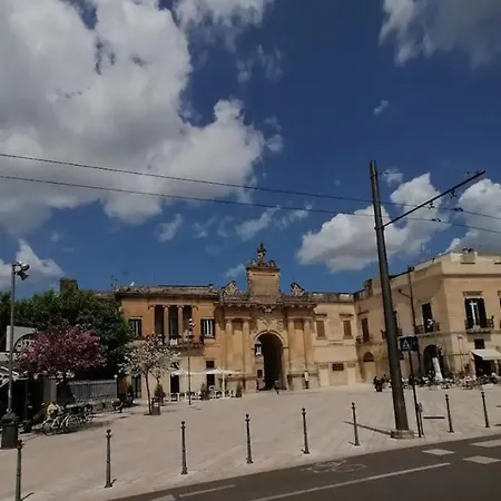 Dame Intero A 550m Dal Centro Storico